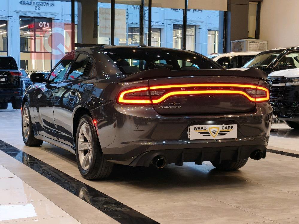 دودج تشارجر